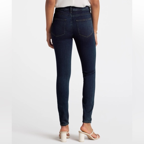 Paige denim- Hoxton Ultra Skinny- high quality denim that never quits - Picture 10 of 11